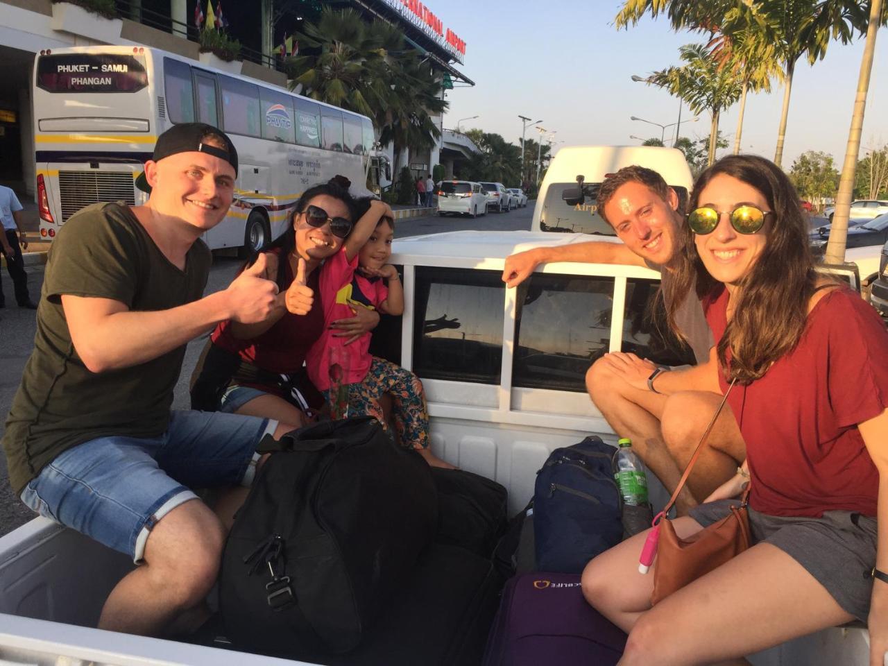 You In House Urt Surathani Airport Surat Thani Luaran gambar