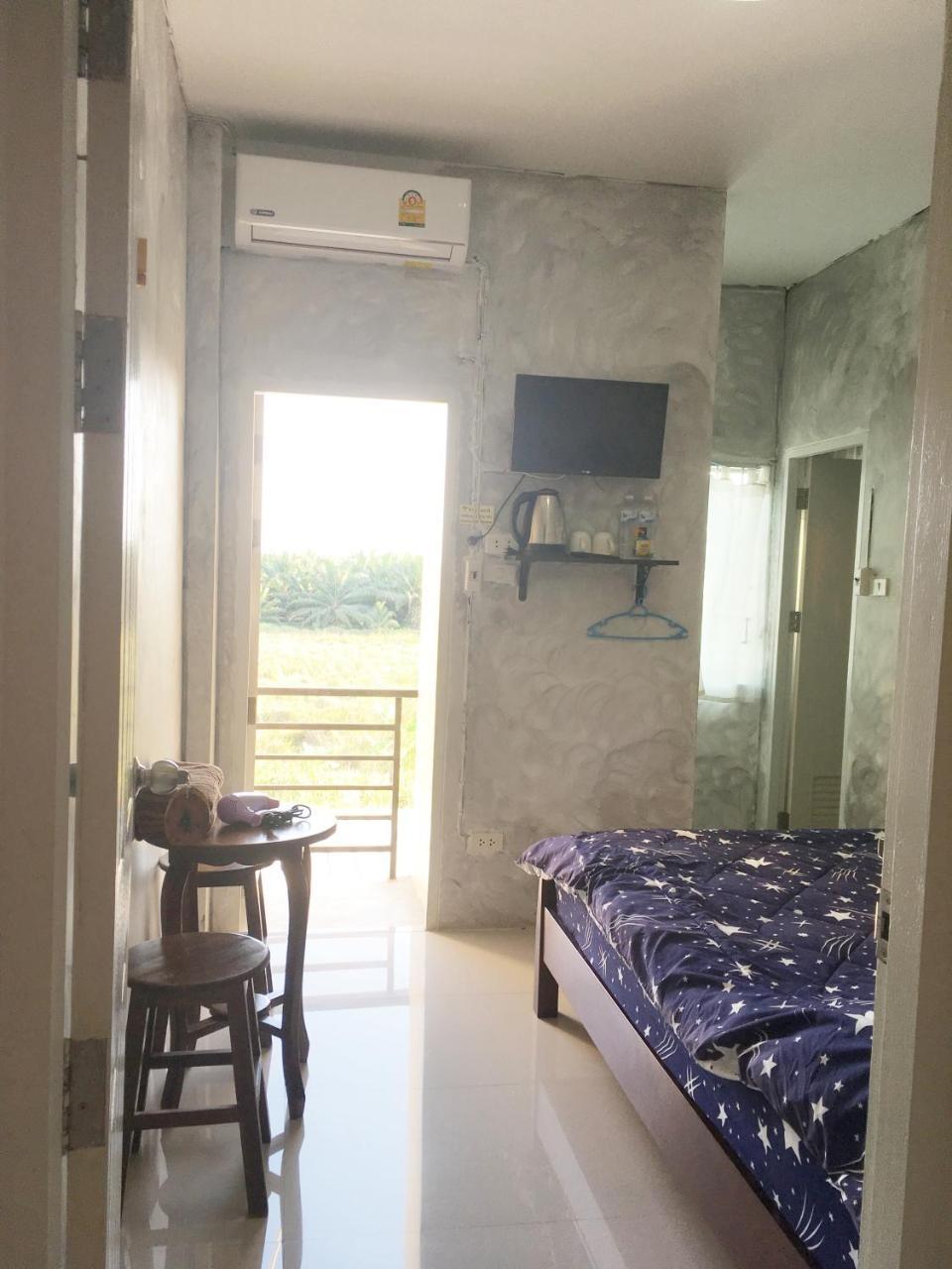 You In House Urt Surathani Airport Surat Thani Luaran gambar