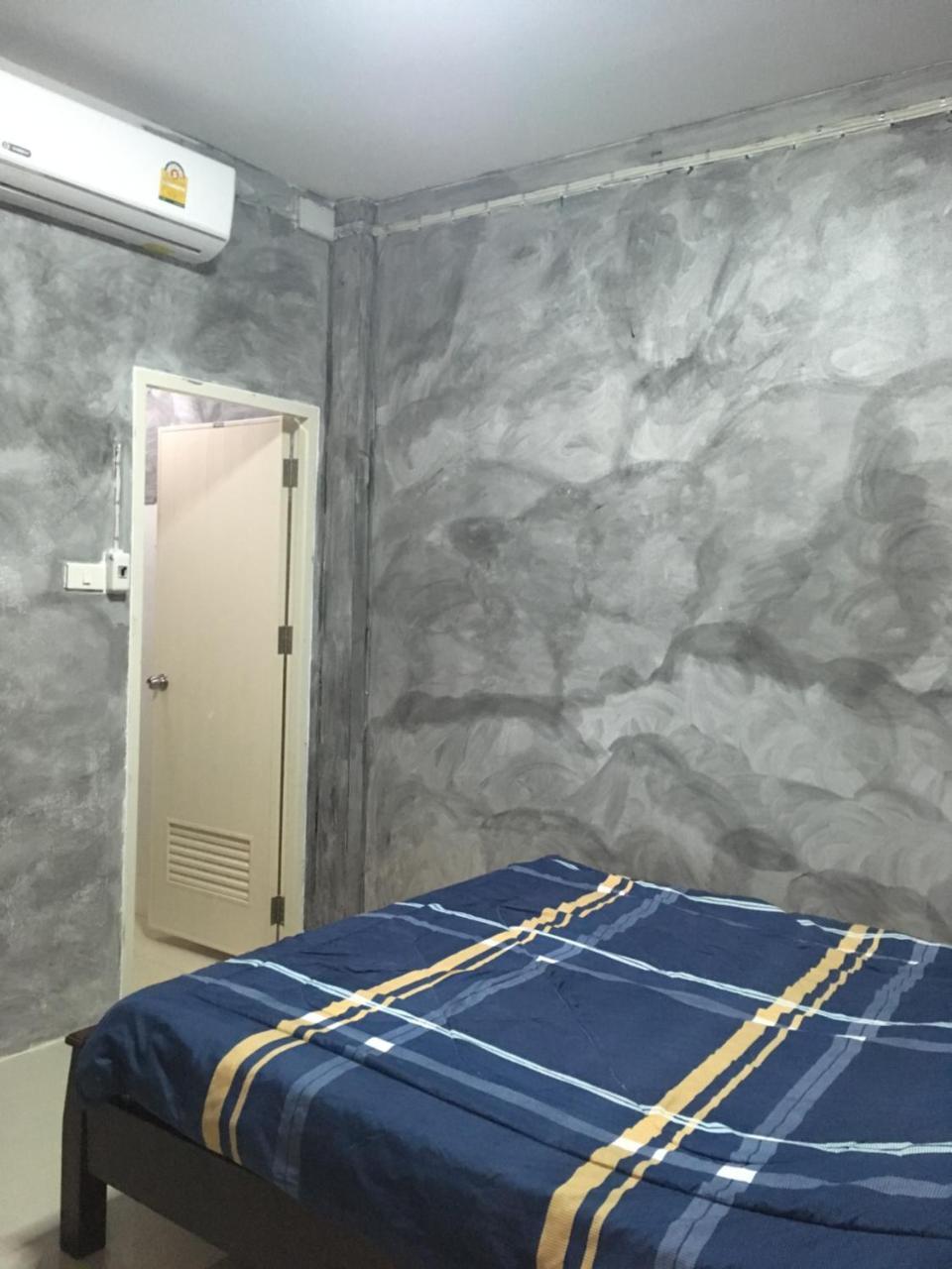 You In House Urt Surathani Airport Surat Thani Luaran gambar