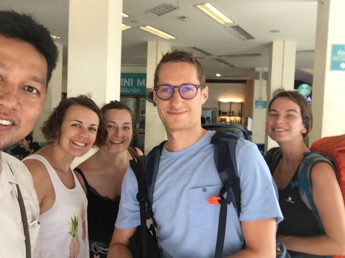 You In House Urt Surathani Airport Surat Thani Luaran gambar
