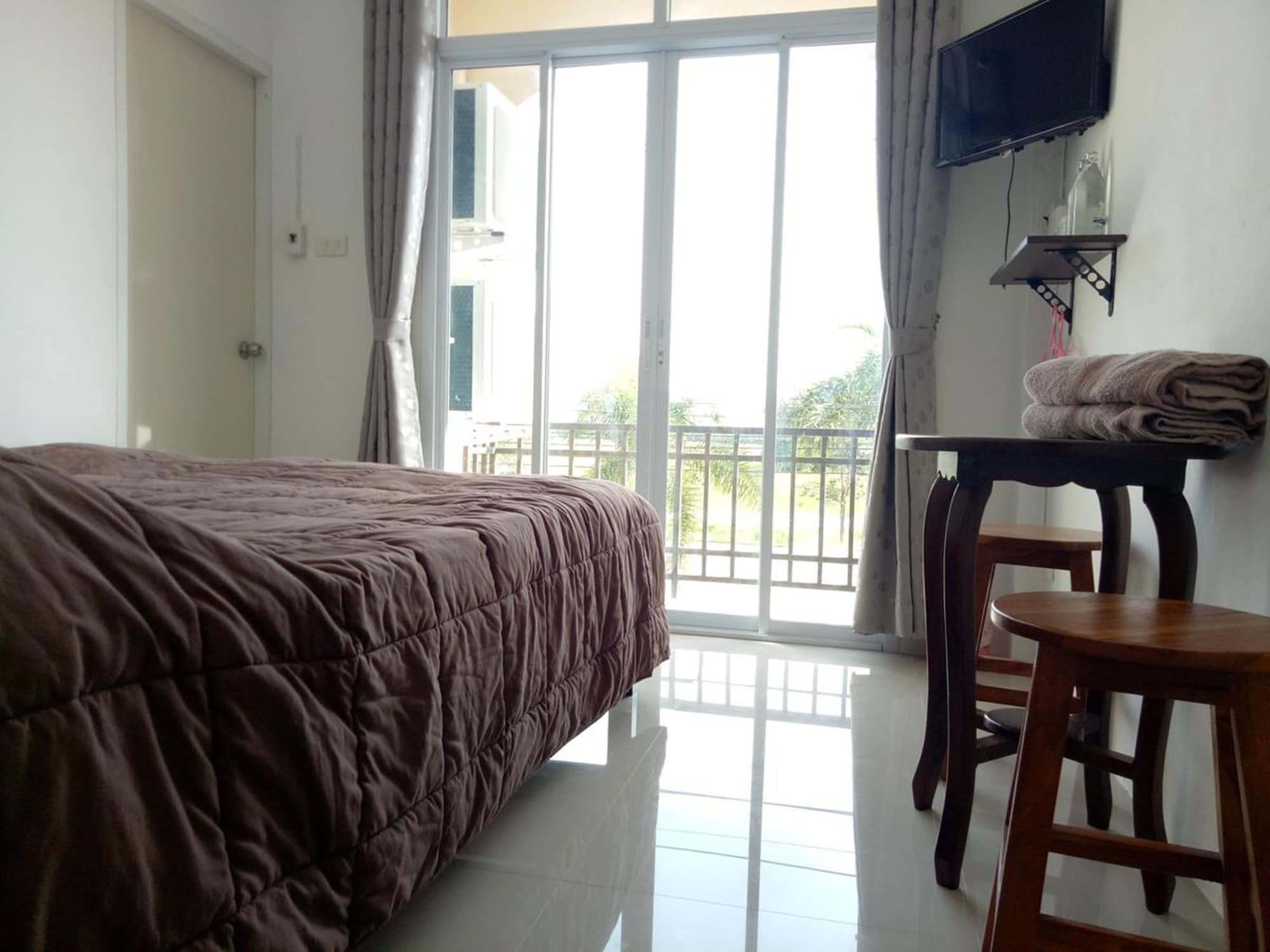 You In House Urt Surathani Airport Surat Thani Luaran gambar